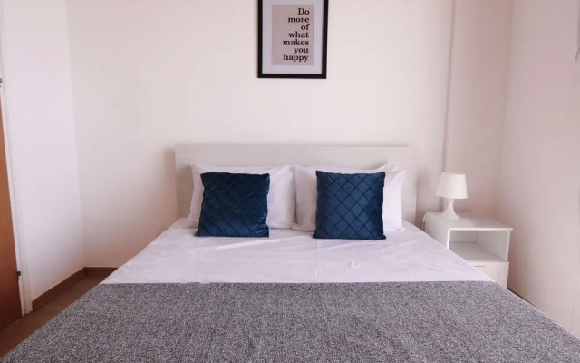 Phaedrus Living Beachfront Villa Morona