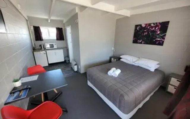 Railway Hotel/Motel Hokitika