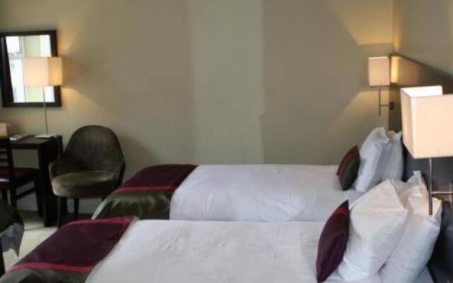 Hearns Hotel