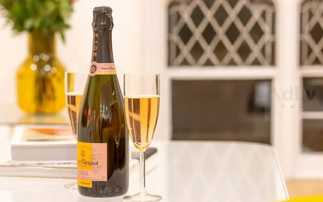 Stunning Chapel Margate Hideaway by Adliv