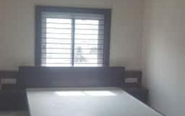 Shivdhara Hotel & Residence