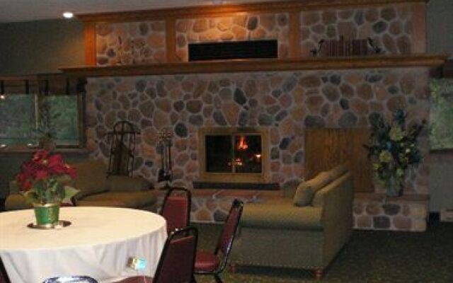 Riverwood Inn & Conference Center