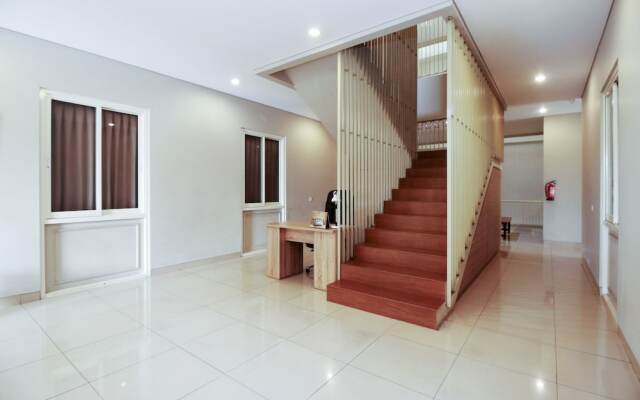 Airy Patal Senayan 2 Jakarta
