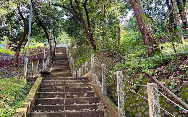 Zen Zaru Beautiful Hidden Hotel