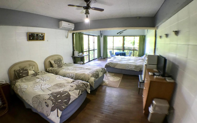 Surfside Bed & Breakfast