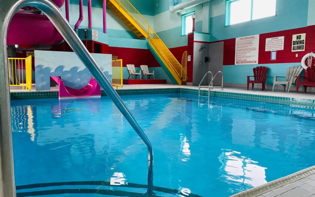 Ramada by Wyndham Belleville Harbourview Conference Centre