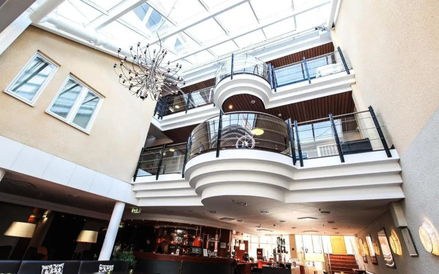 hotelImage