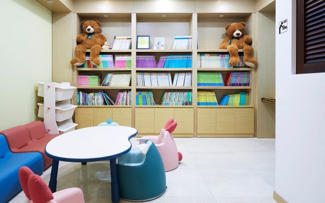 The Suites Hotel Jeju