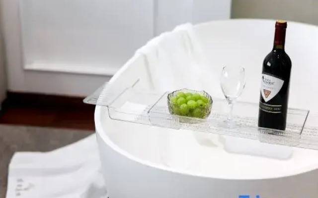 Xiandu Half Mu Huatian Homestay