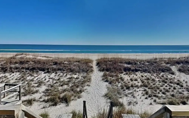The Playhouse by Topsail Realty