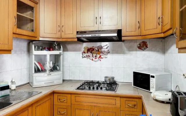 Large and Strategic Rasuna Apt 3BR with WiFi &Pool