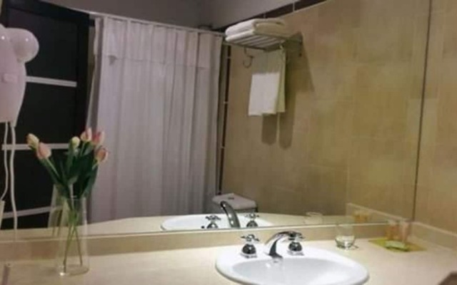 Altos Del Estero Hotel And Apartments