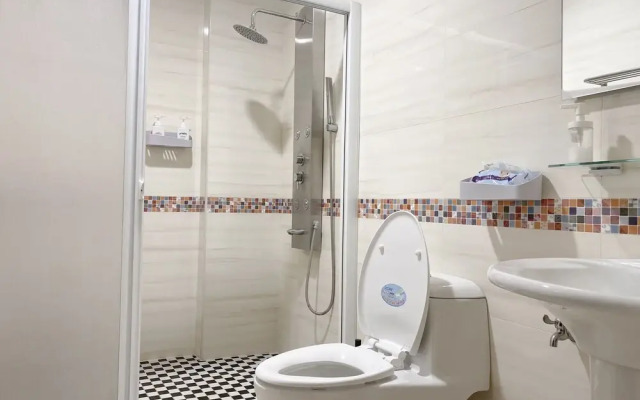 Eddie’s House Hostel