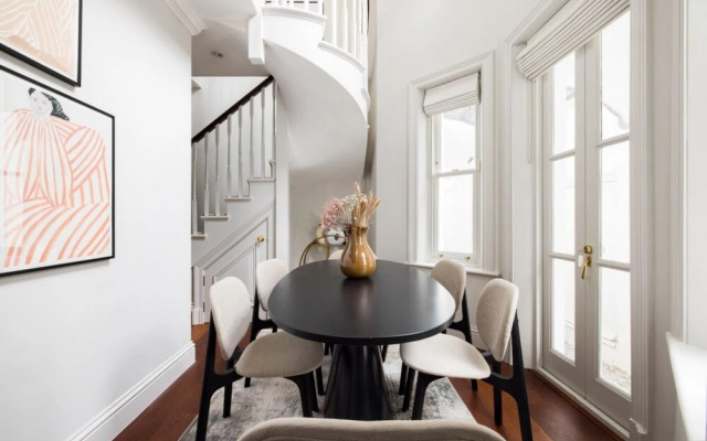 The Kensington Wonder - Stunning 2bdr Flat With Patios