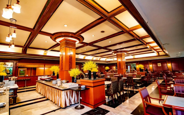 Town In Town Hotel Bangkok