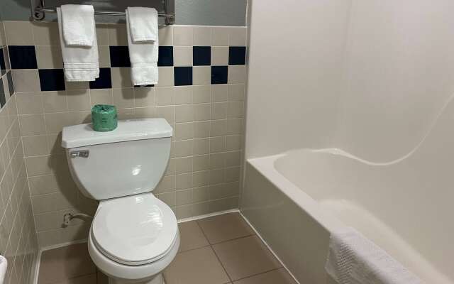 AmericInn by Wyndham Republic