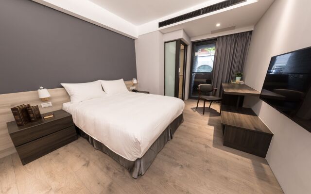 Greenight Hotel