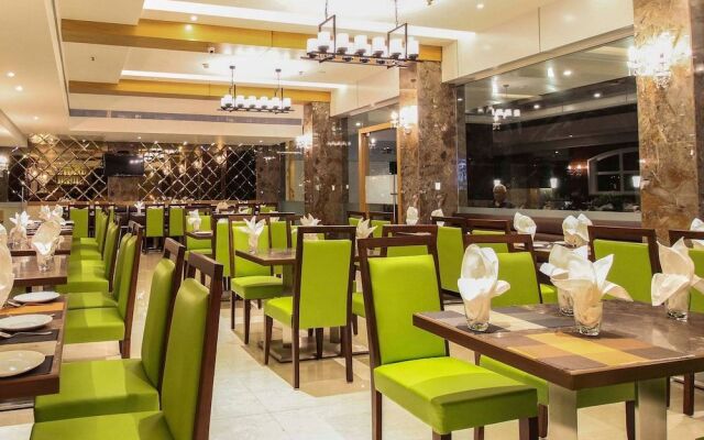 Vista Vashi Inn
