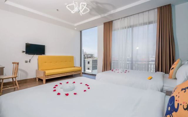 Raon Danang Beach Hotel