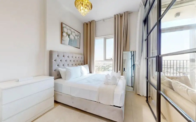 Dubai Hills - Collective 702