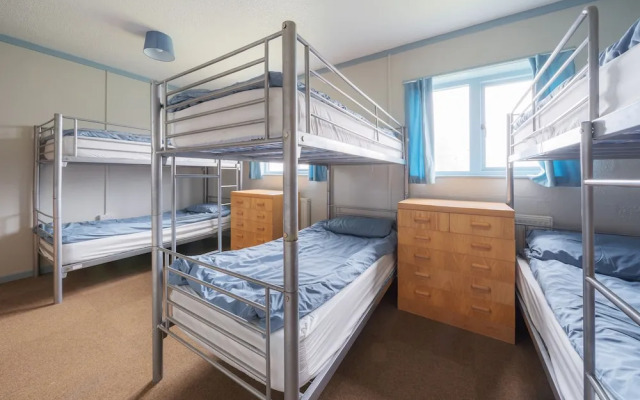 Bunkhouse/20bedroom/sleeps85/4acre/gamesroom/wifi