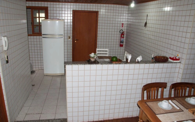 746 Pousada
