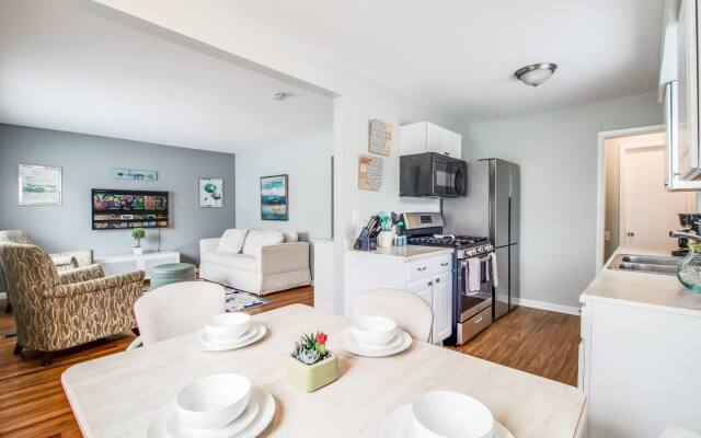 Beautiful retreat Home Near Auburn Hills/Waterford