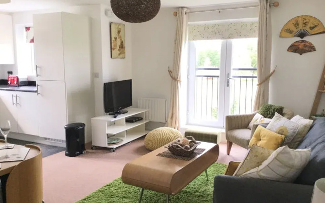 Two Bedroom Apartment in Basildon