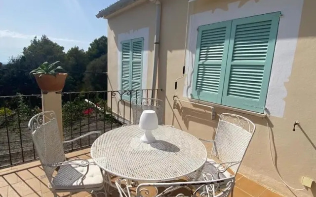 Ses Alzines Apartamento integrado en Casa Rural Habitada