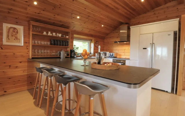 Artisan Lodge