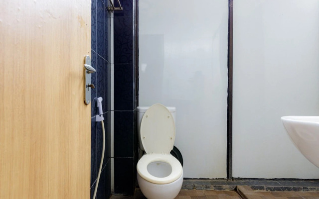 Urbanview SRB Near Mall Ciputra Cibubur