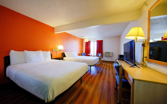 OYO Hotel Hermiston OR, Downtown