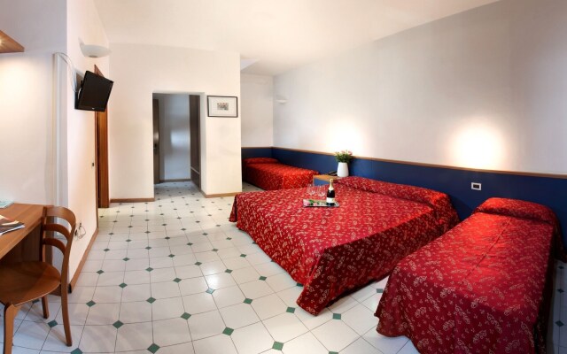 Hotel Mediterraneo