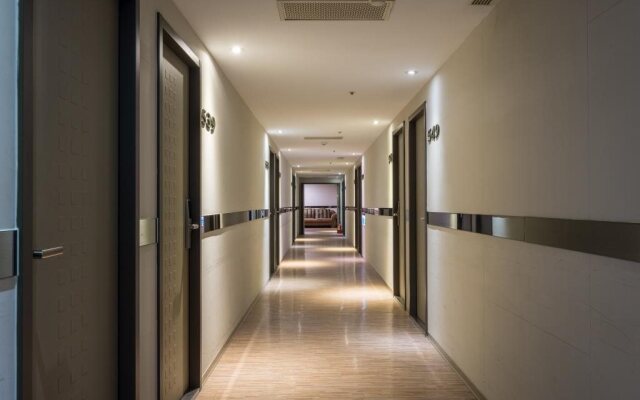 Sparkle Hotel Taipei Bridge