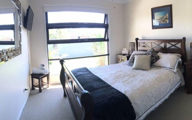 Bella Vista of Raby Bay Bed & Breakfast