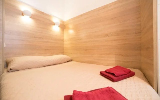 Smart Apartment Filatova 10a