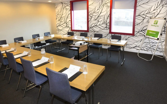 Holiday Inn Salisbury - Stonehenge by IHG