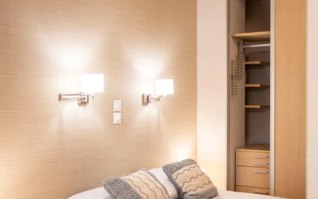 Modern 1-bedroom Retreat in Pangrati