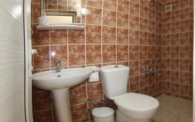 Tuncay Pension
