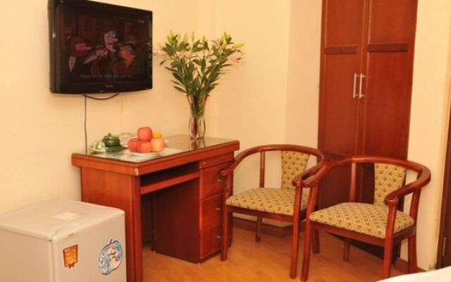 Hanoi An Father's Hotel & Travel