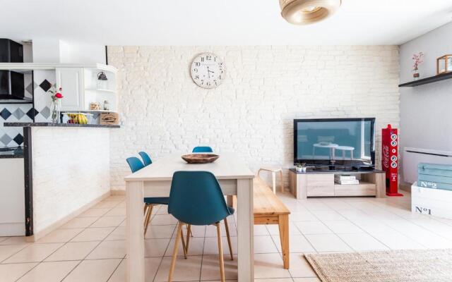 Frenchyhomes☆vacancesbassin☆piscine☆WIFI