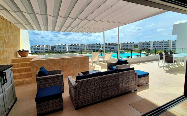 Luxury Beach Penthouse Jacuzzi & Lagoon View