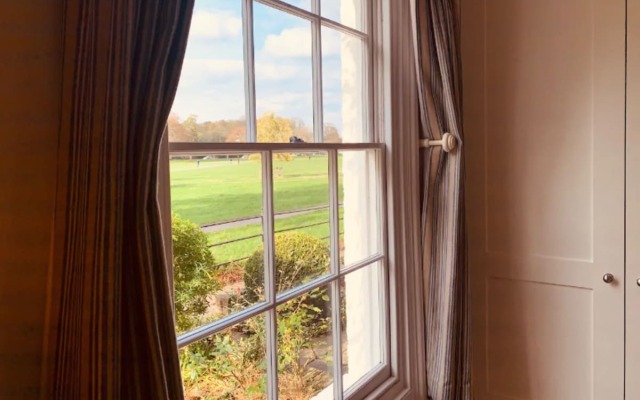 The Midsummer Common - Modern & Spacious 2bdr House With Garden