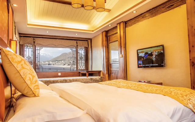 Lijiang Xueshanyu Inn