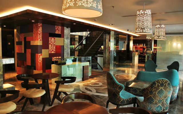 Maya Hotel