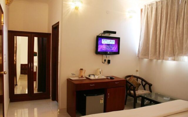 Hotel Malik Continental