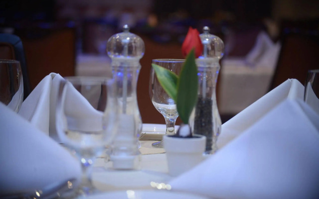 Al Madina Suites Doha
