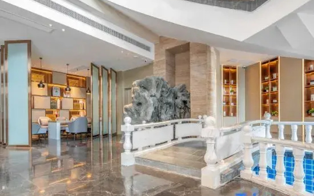 Longzeju International Hotel