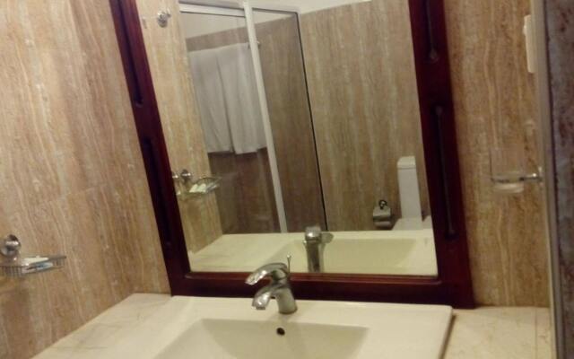 Centauria City Hotel