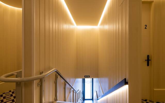 Bilbao Metropolitan Apartments by Urban Hosts